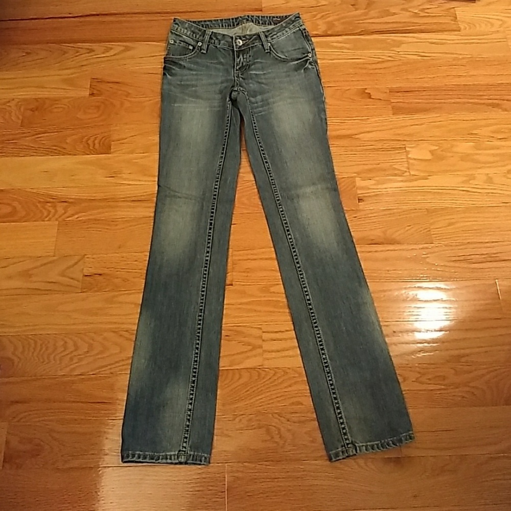 Querbramar Boot Cut Jeans